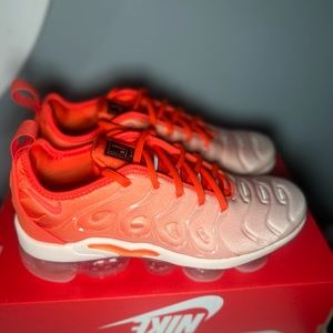 Women’s Nike Air Vapormax Plus Guava Ice